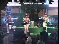 Video-Vertrieb, Nonnenmacher, Weidenweg 4, 71554 Weissach im Tal, Telefon 07191 / 310356, video, claudia, bernd, videovertrieb, hochzeit, schmalfilm, dvd, chronik, event, gro�bild, werbung, werbespot, kinder, geschenk, film, computer, internet, fernsehen, familie, beratung, preiswert, technik, musik, aktuell, verein, cd, dat, mp3