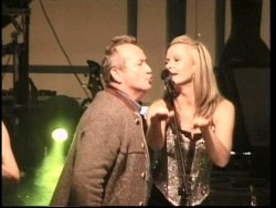 Video-Vertrieb, Nonnenmacher, Weidenweg 4, 71554 Weissach im Tal, Telefon 07191 / 310356, video, claudia, bernd, videovertrieb, hochzeit, schmalfilm, dvd, chronik, event, gro�bild, werbung, werbespot, kinder, geschenk, film, computer, internet, fernsehen, familie, beratung, preiswert, technik, musik, aktuell, verein, cd, dat, mp3
