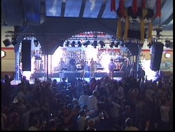 Video-Vertrieb, Nonnenmacher, Weidenweg 4, 71554 Weissach im Tal, Telefon 07191 / 310356, video, claudia, bernd, videovertrieb, hochzeit, schmalfilm, dvd, chronik, event, gro�bild, werbung, werbespot, kinder, geschenk, film, computer, internet, fernsehen, familie, beratung, preiswert, technik, musik, aktuell, verein, cd, dat, mp3